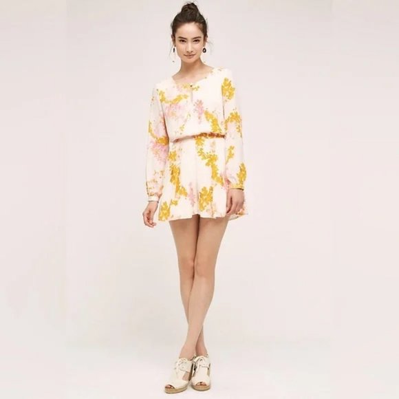 Paper Crown Anthropologie Muri Cream Multicolor Floral Romper Size M - Picture 1 of 15